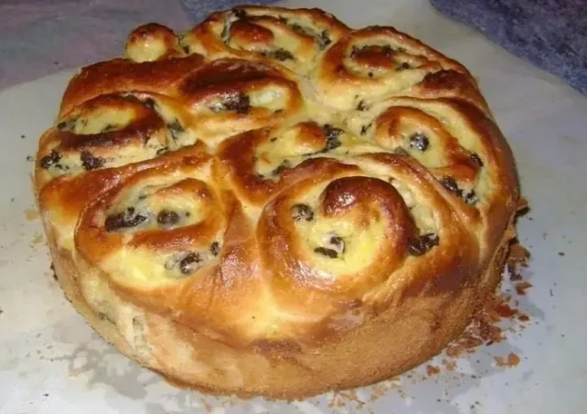 La Brioche Chinois à la Crème et Pépites de Chocolat : Une Douceur Envoûtante