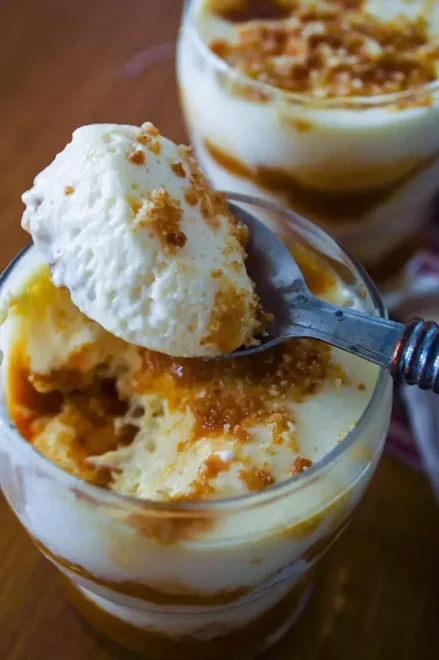 Tiramisu au Caramel au Beurre Salé : Une Fusion Gourmande d’Italie et de Bretagne