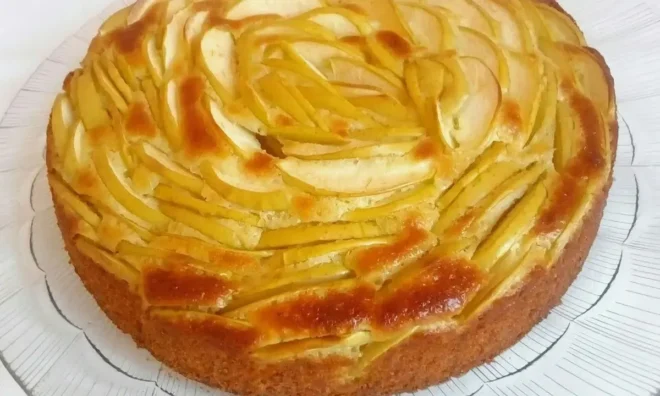 Gâteau aux Pommes : Un Voyage Gourmand au Coeur de l’Histoire et des Saveurs