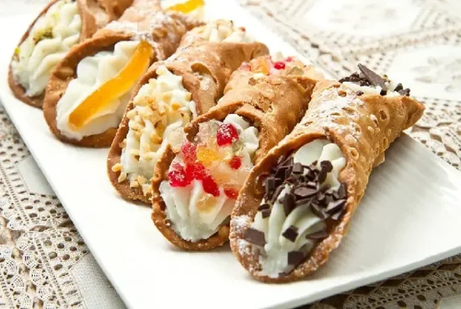 Cannoli Siciliens: Trompettes de Joie de l’Île d’Ensoleillement