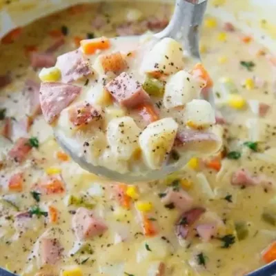 Chaudrée de Jambon Fumé et Maïs Réconfortante