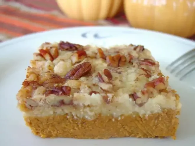 Gâteau Tarte à la Citrouille: Un Hybride Réconfortant Aux Racines Automnales