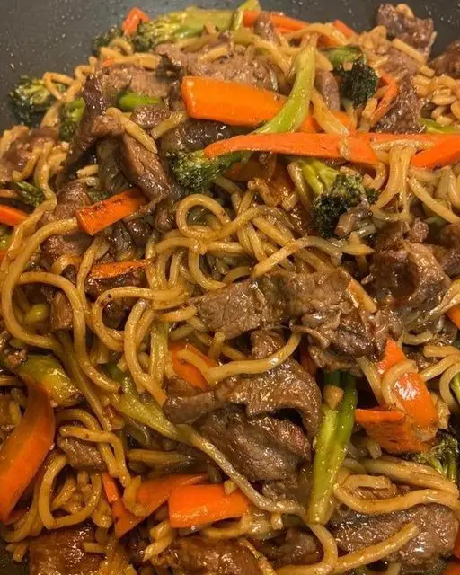 Homemade Beef Lo Mein