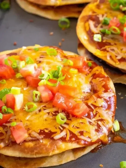 La Symphonie des Saveurs: Réinterprétation Maison de la Pizza Mexicaine façon Taco Bell