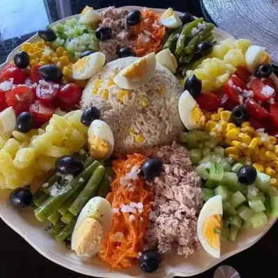 Salade de Riz au Thon et Maïs: Fraîcheur et Saveurs
