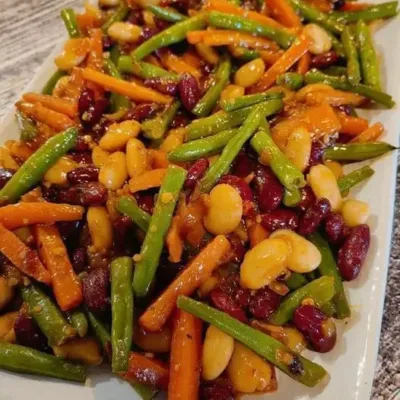 Salade Arc-en-Ciel : Fraîcheur et Nutriments