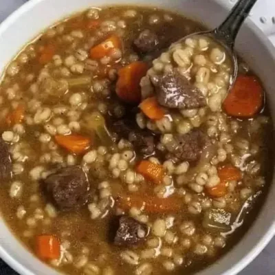 Soupe au Bœuf et à l'Orge Réconfortante
