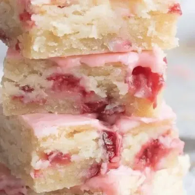 Strawberry Lemon Blondies : Douceur Acidulée