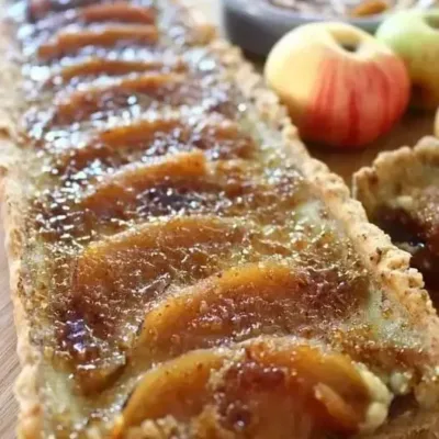 Tarte aux Pommes Façon Crème Brûlée