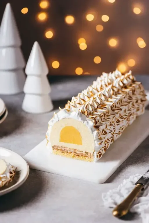 Bûche de Noël Magique aux Saveurs Citronnées