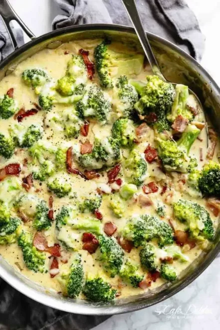 Crème de Brocoli et Lardons : Une Fusion Savoureuse