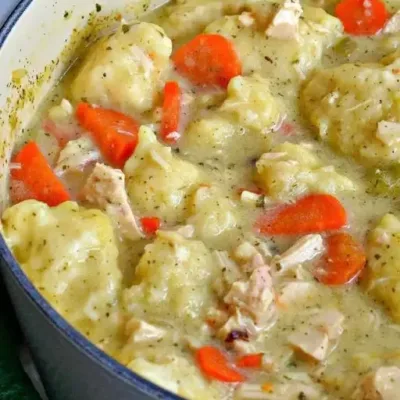 Soupe de Poulet et Dumplings Réconfortante