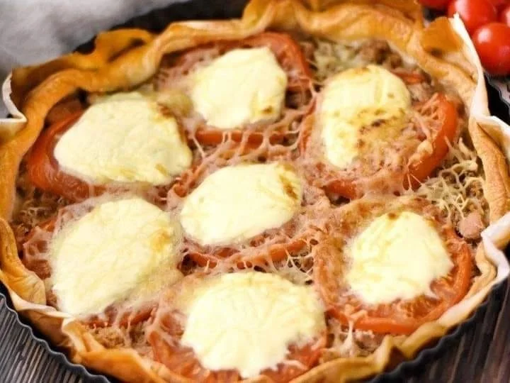 LA DÉLICIEUSE TARTE AU THON DE MA GRAND-MÈRE