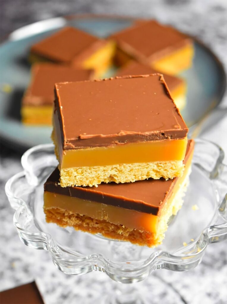 Le Festin du Millionnaire : Une Odyssée des Sablés Twix Faits Maison