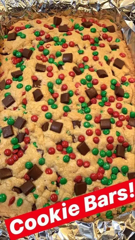 Barres de Biscuits aux M&M de Noël : Un Délice