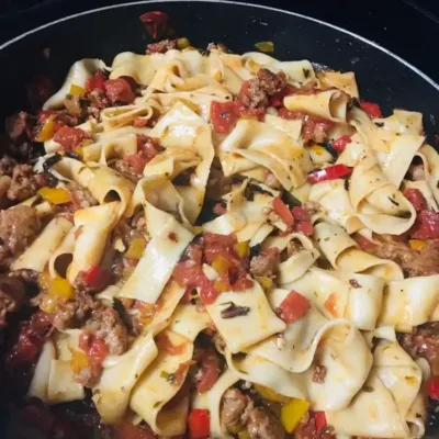 Nouilles Ivres à l'Italienne : Un Voyage Culinaire