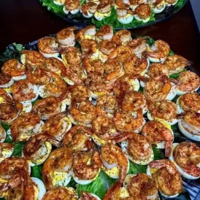 Œufs Farcis aux Crevettes Cajun : Un Délice Épicé