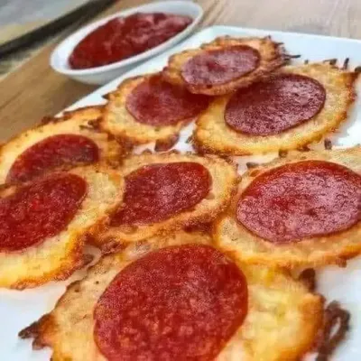 Croustilles de Pizza Céto : Snack Savoureux et Sain