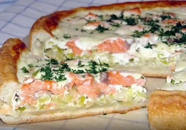 Quiche au Saumon Fumé et Poireaux Savoureuse
