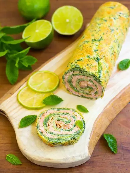 Roulé Épinards-Saumon : Saveurs Élégantes