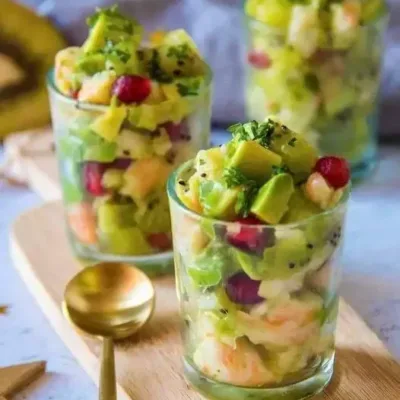Verrines Kiwi-Avocat-Crevettes : Fraîcheur Estivale