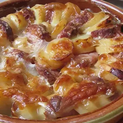 Gratin Franc-Comtois : Saucisse de Morteau & Cancoillotte