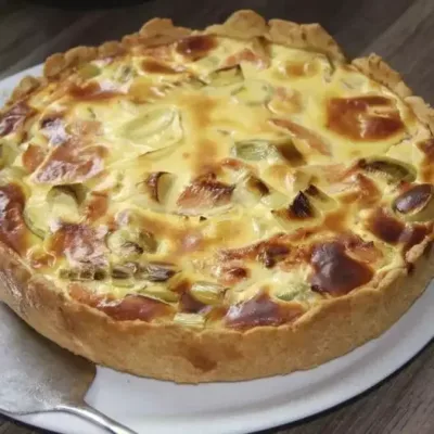 Quiche au Saumon et Poireaux : Élégance Culinaire
