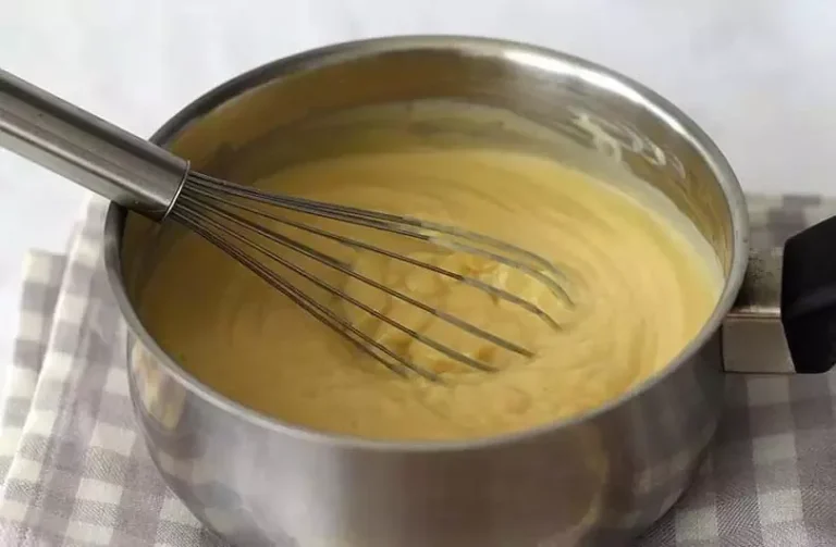 Crème Pâtissière Maison : Recette Facile et Délicieuse