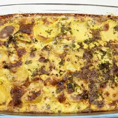 Poulet Rôti aux Herbes et Pommes de Terre