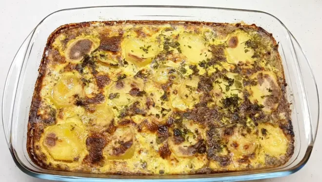 Poulet Rôti aux Herbes et Pommes de Terre