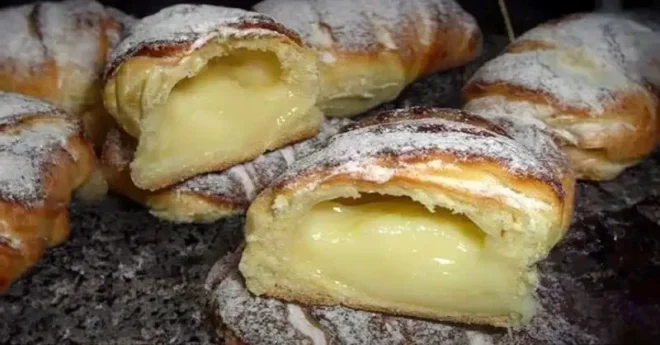 Brioches à la Crème Pâtissière et aux Amandes