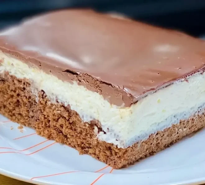 Gâteau Raffiné au Cacao avec Génoise Imbibage