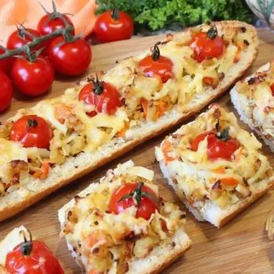 Baguette Farcie au Hachis et Tomates Cerises