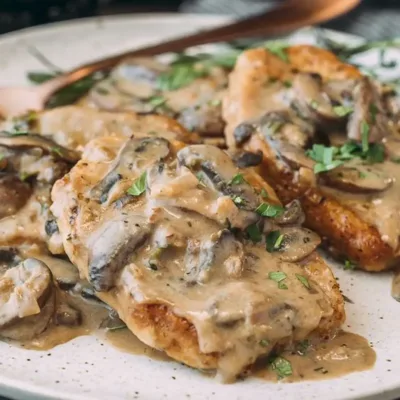 Côtelettes de Porc à la Crème et Marsala