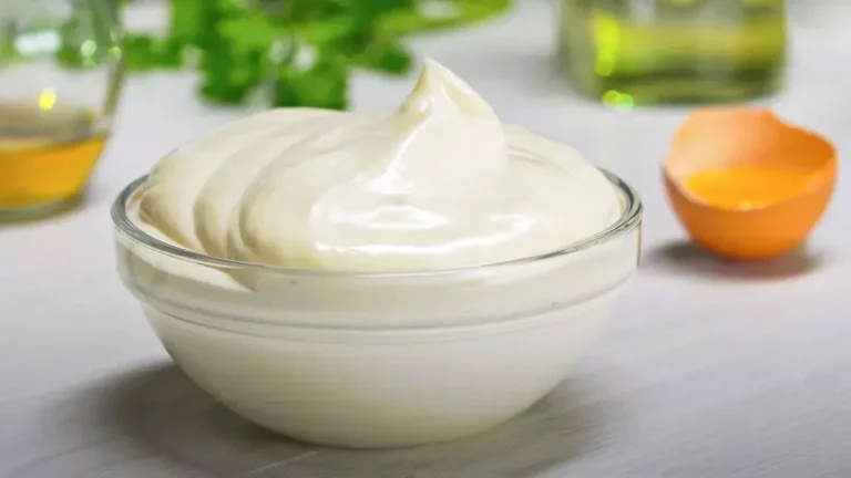 Recette de Mayonnaise Maison Facile et Délicieuse
