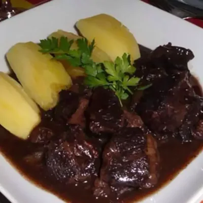 Manioc et Bœuf Caramélisé