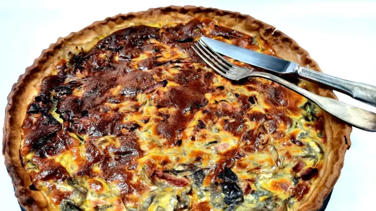 Plongez dans l’onctuosité : La Quiche aux Oignons Réinventée