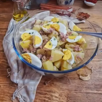 Salade de Pommes de Terre au Thon et Œufs