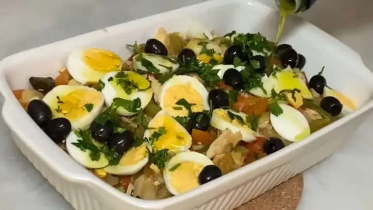 Bacalhau à la Portugaise : un Plat Familial Chargé d’Histoire et de Saveurs