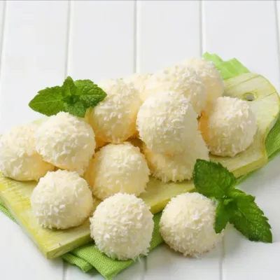 Boules Fondantes à la Noix Coco : Recette Facile