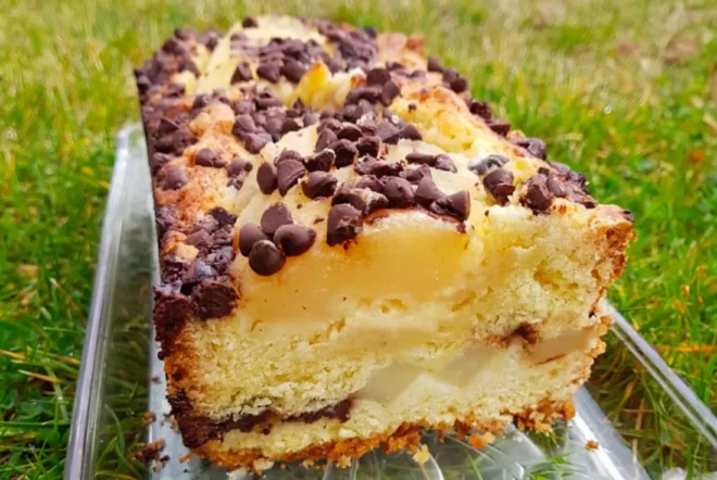 Cake aux poires et aux pépites de chocolat
