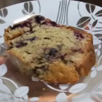 Cake Diététique aux Fruits des Bois et Coco