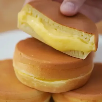 Pancakes à la Crème Pâtissière Faciles