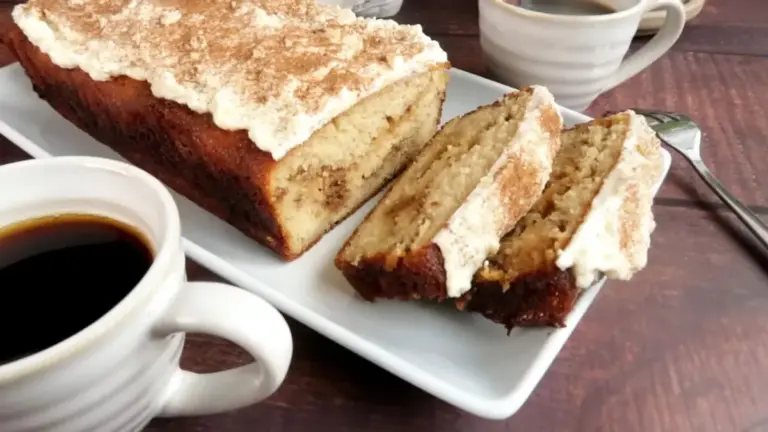 Délicieux Gâteau Céto aux Amandes et Yaourt