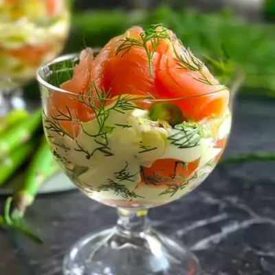 Mousse d’Asperge au Saumon Fumé : Élégance et Saveurs