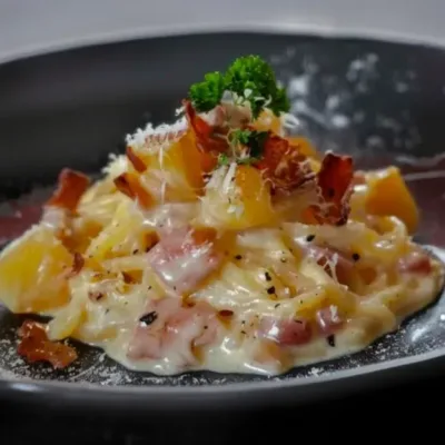 Carbonara de Pommes de Terre : Un Twist Savoureux