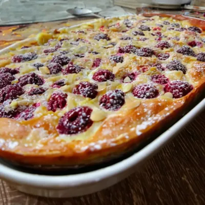 Clafoutis aux Framboises et Noix de Coco