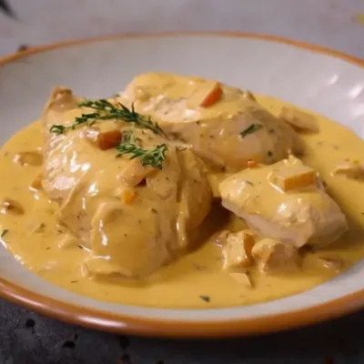 Émincé de Poulet à la Moutarde et à la Crème