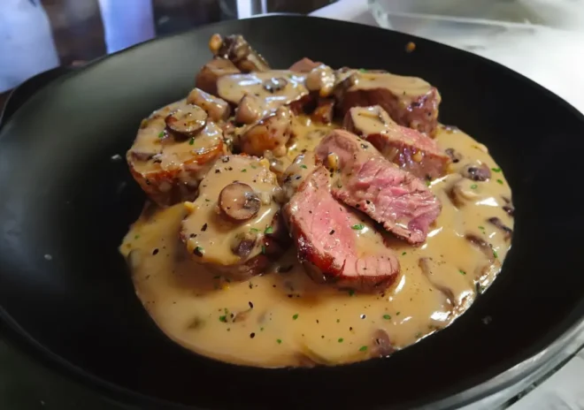 Filet de Bœuf à la Crème aux Échalotes