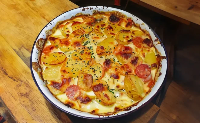 Gratin de Pommes de Terre au Chorizo et Tomates